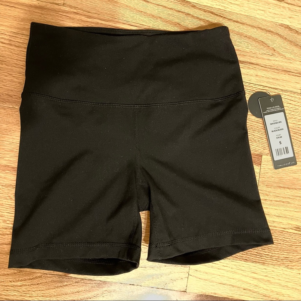 NWT yogalicious black biker shorts high rise 5 inch inseam w/ hidden key pocket